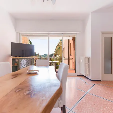 Apartament Joivy Pesto