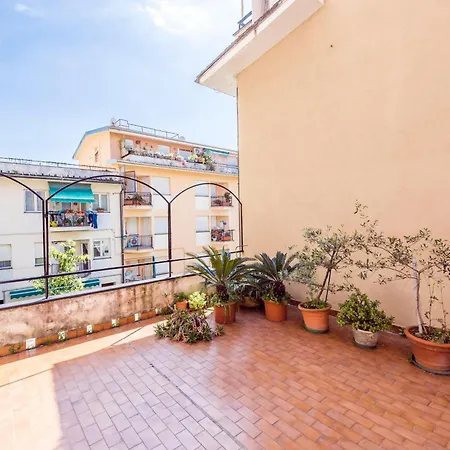 Joivy Pesto Apartment