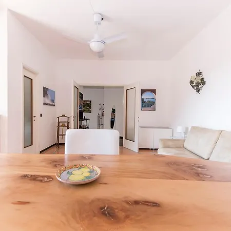 Apartment Joivy Pesto Rapallo